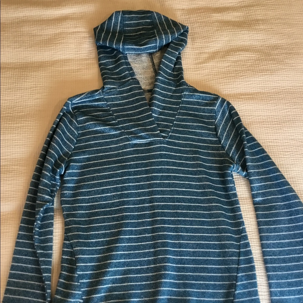 St John’s Bay Active Striped Teal Hoodie L